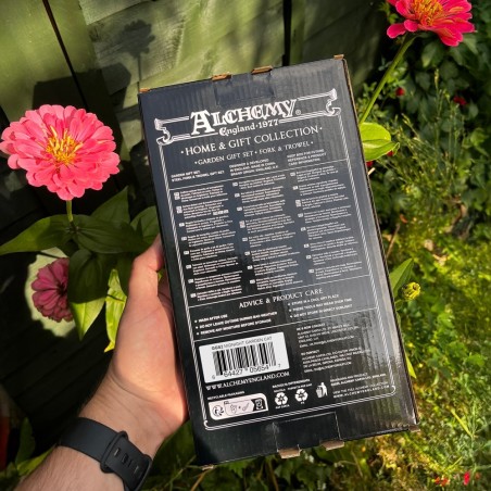 Midnight Garden Cat - Garden Gift Set (GGS2) ~ Garden Gift Set | Alchemy England